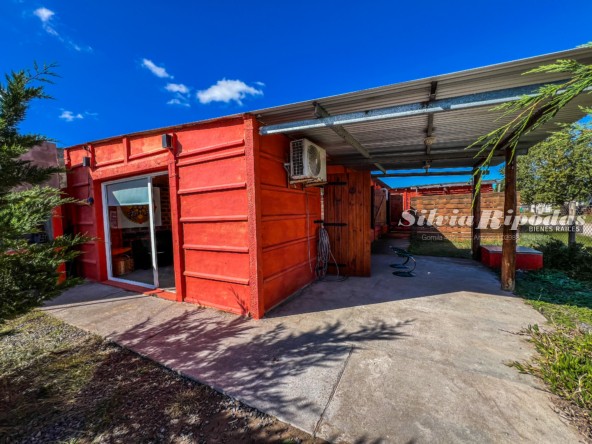 C2967B48-C703-4686-B017-6D6BE343A275