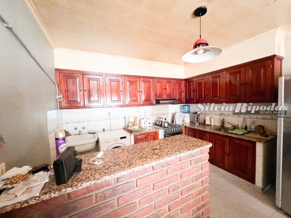 1FFEA902-F197-449F-8B83-037607383312 2