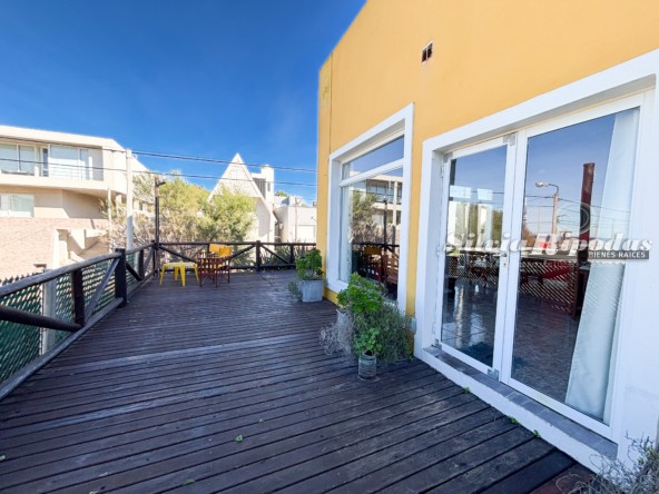 37FAA1E2-51F9-4919-AE60-9877C9F17866