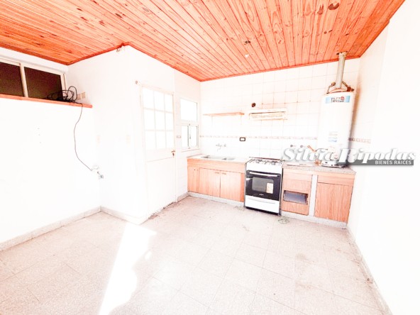 3C7CC919-FDA5-4692-8B23-909C96DF78F9