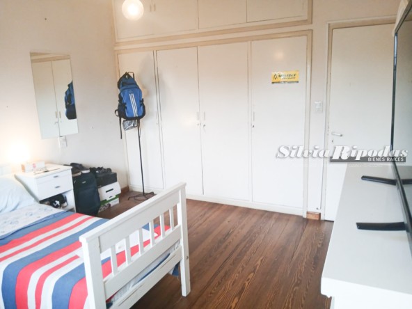 49AA210A-9D84-4E58-8487-4A1AEC143AE7