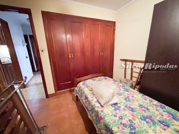 4EA71565-81DF-47BC-AAFD-9DBDC9A98222