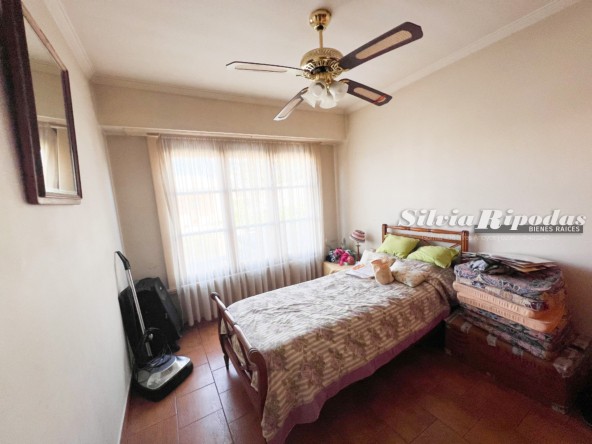 5FB1F45B-A30F-4DC9-AD2E-EC11768C281A 2