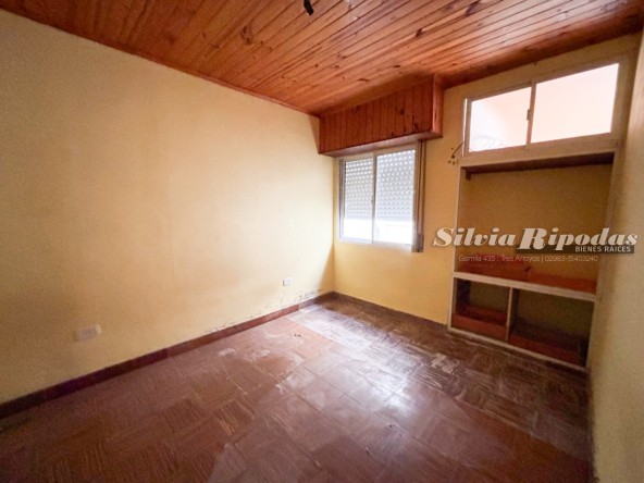 5FED7898-D442-46A1-9C48-DEF89079C721