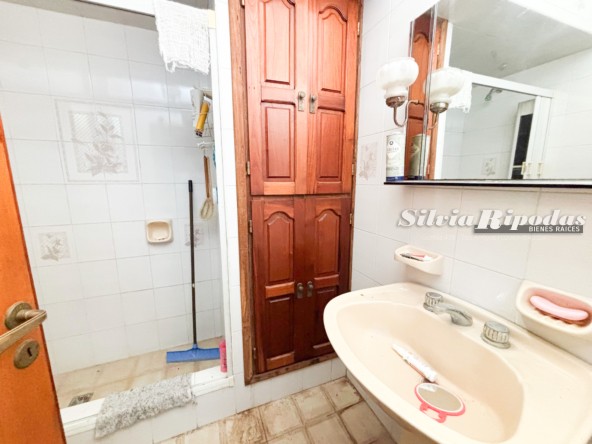 CAE3CB6F-C97F-4244-B20E-58F8CB7554EF