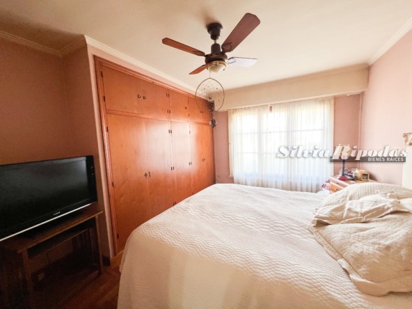 E086DECA-A4BB-4CEA-B16D-7C4DCA3BB8AD 2