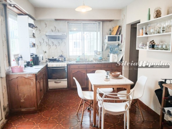 EF330654-C111-4758-826A-59DD019304AF