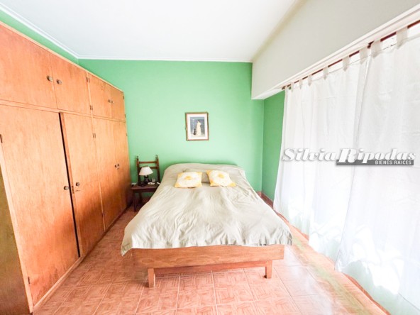 64BF66E3-5D2C-479E-963F-52DBE7DB39F9