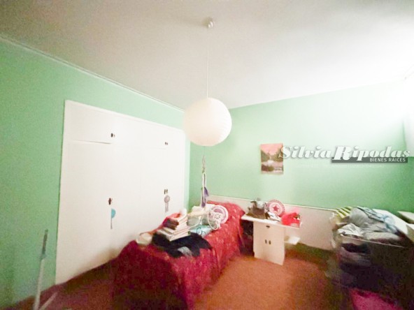 7CF81B2D-C54D-4065-8BF0-6B420089A196