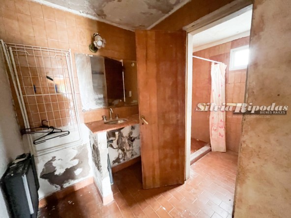 7C6A0F7E-D236-40CE-9DEF-79B0E8F64636 2