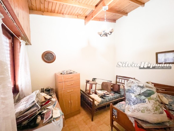 FC514E5C-ED67-42FF-A24D-E2ABB3BE8AFB 2