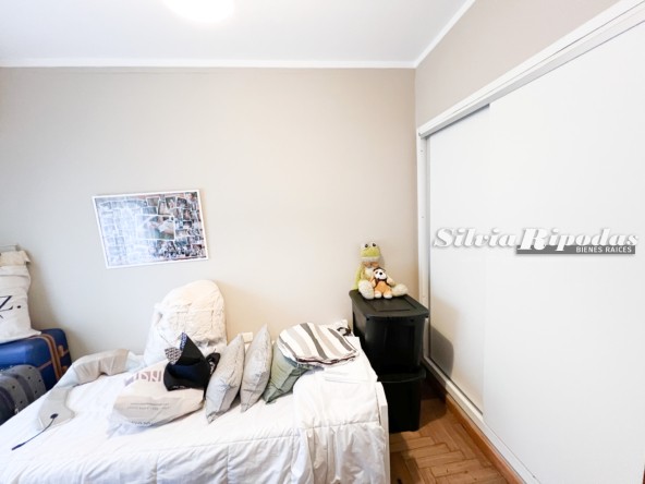 E79AEEF5-4EDC-4266-AF34-D0E8FC58A17A