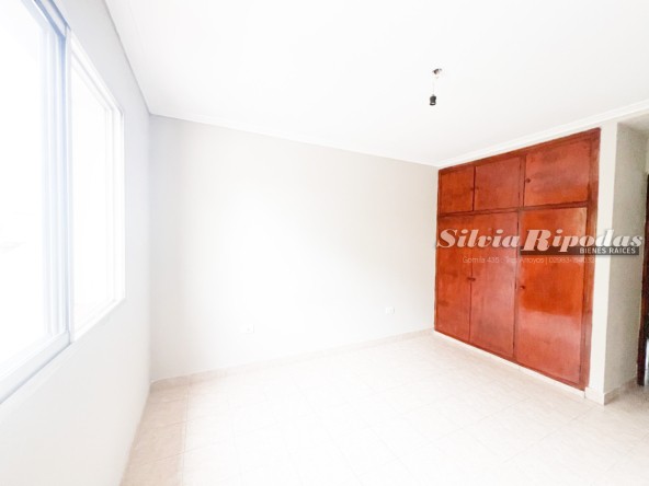 5011FBB0-8420-4C61-B667-4E61045A0002