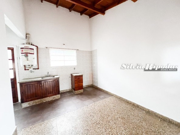 92247C27-3B73-4A67-9760-AAA42B462EAD